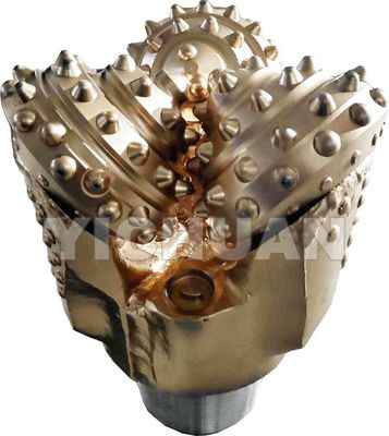 ゴム製密封されたIADC617 9&quot; 7/8&quot; 250.8mmのローラーの円錐形の穴あけ工具